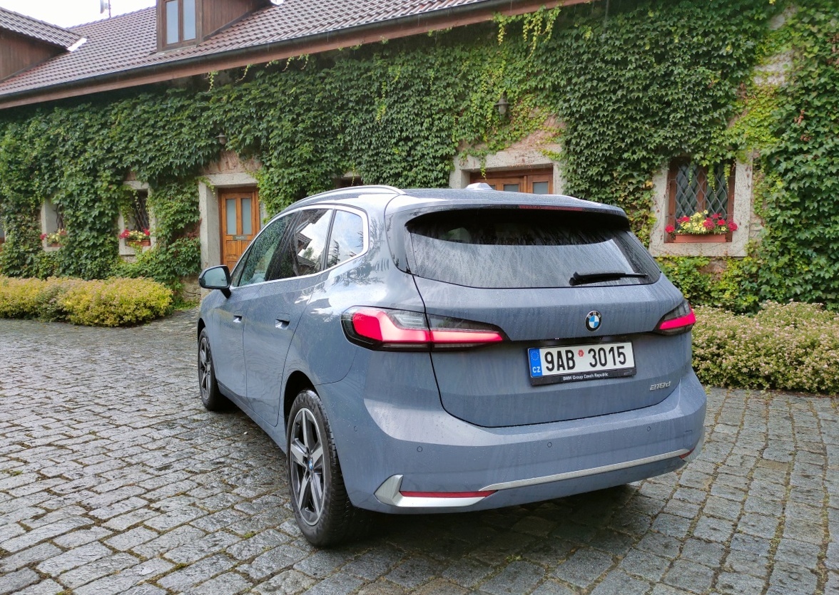 bmw-2-active-tourer-2022-11