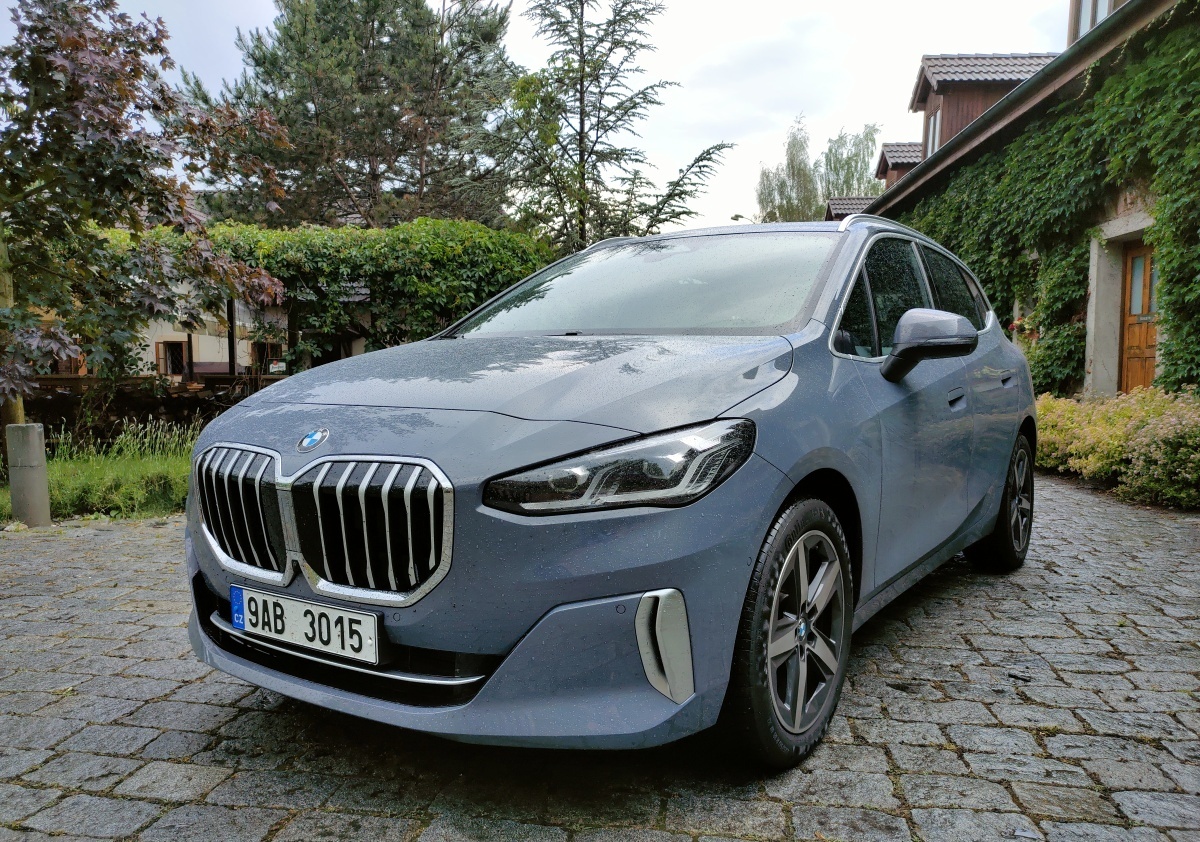 bmw-2-active-tourer-2022-6