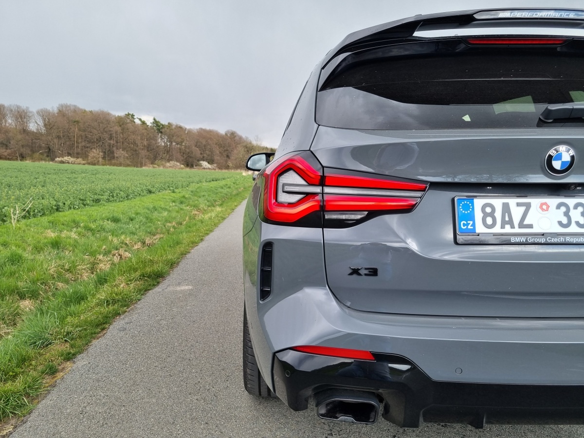 bmw-x3-m40d-2022-8
