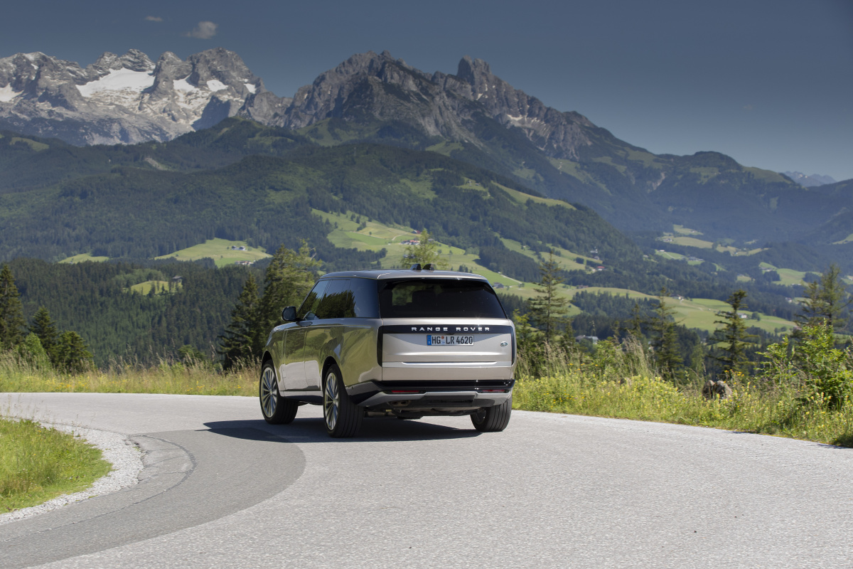 Jaguar_Land_Rover_2022