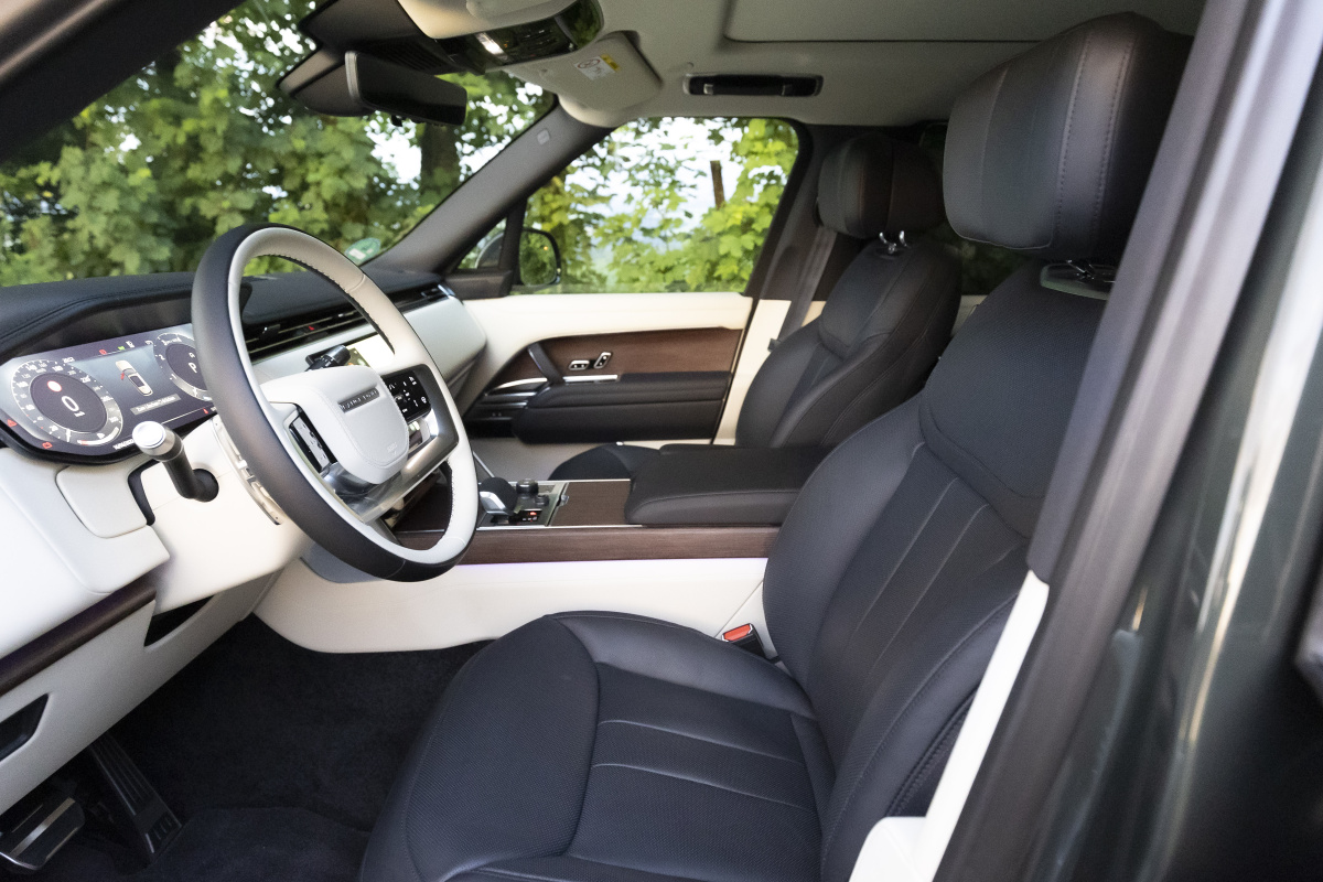 Jaguar_Land_Rover_2022