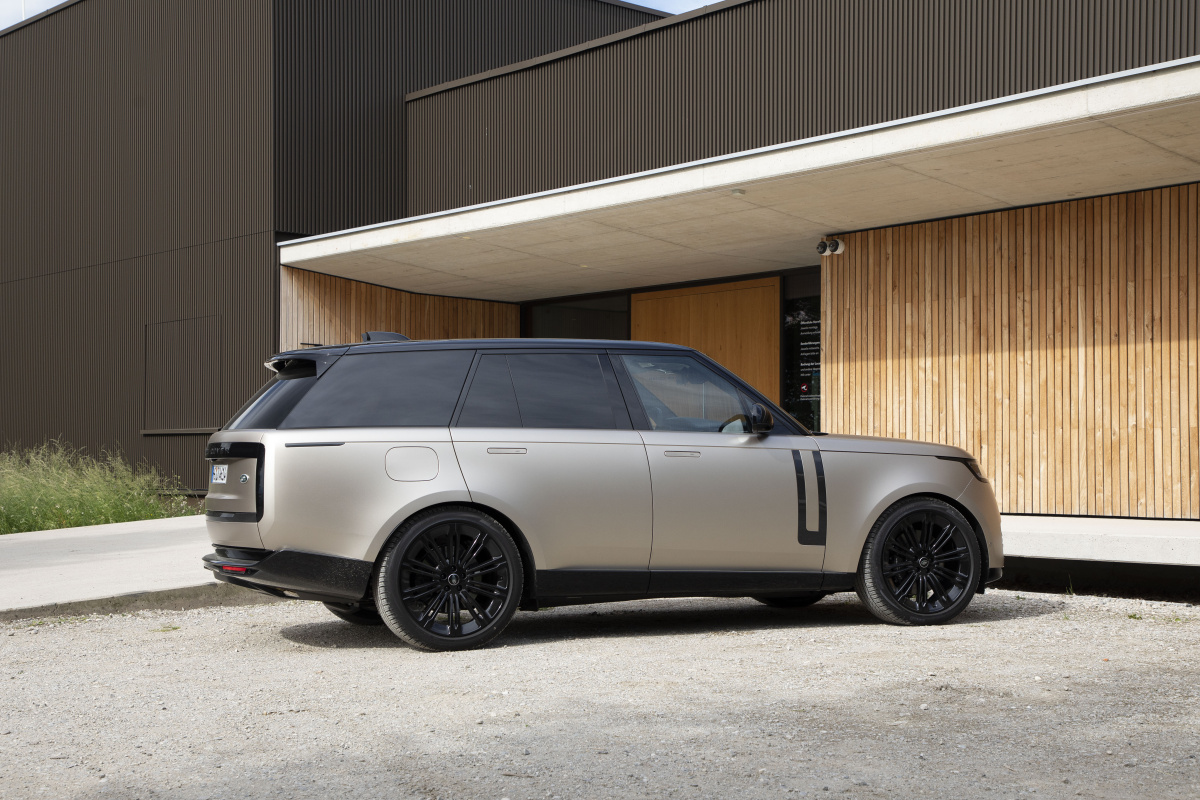 Jaguar_Land_Rover_2022