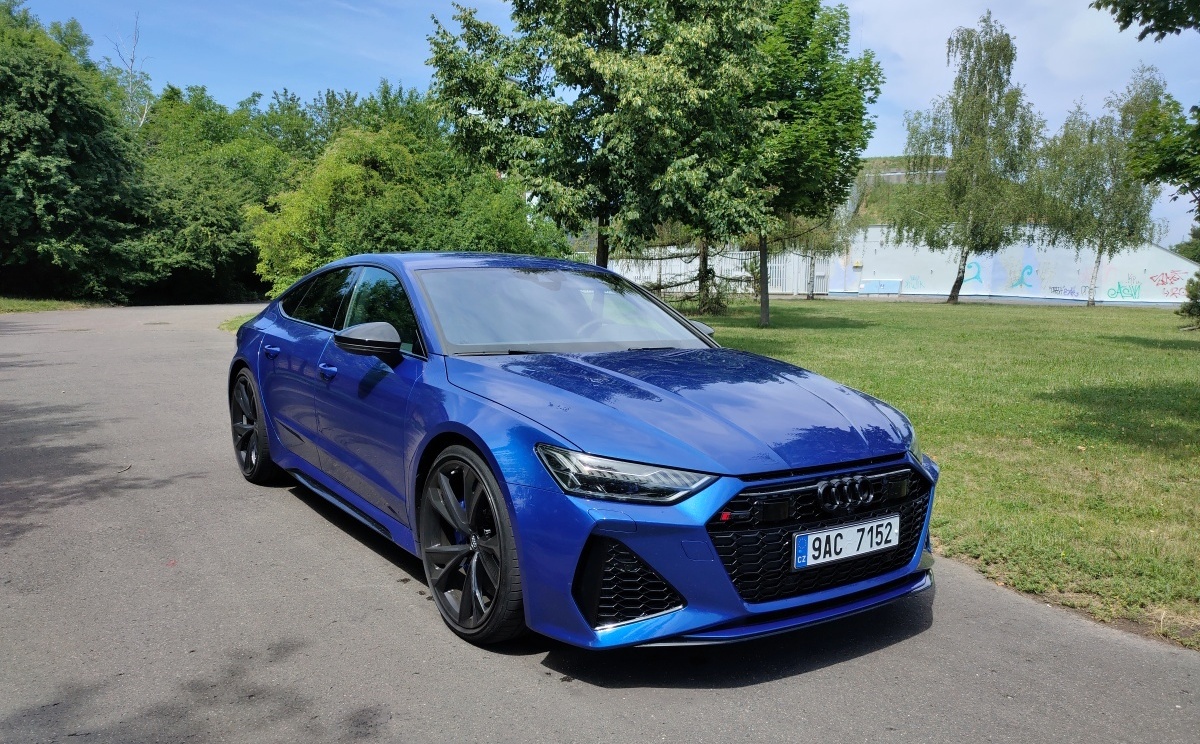 audi-rs-7-sportback-2022-12