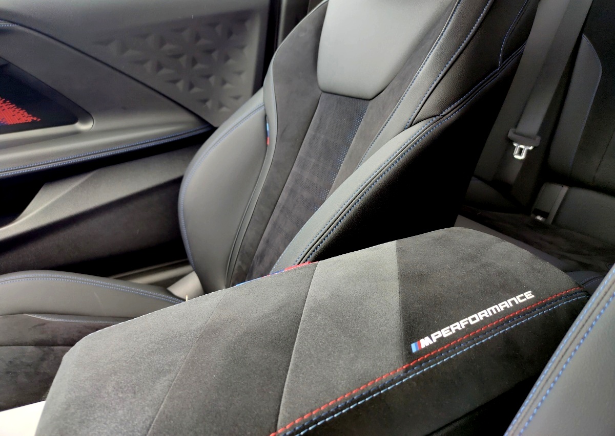 bmw-m240i-2022-12