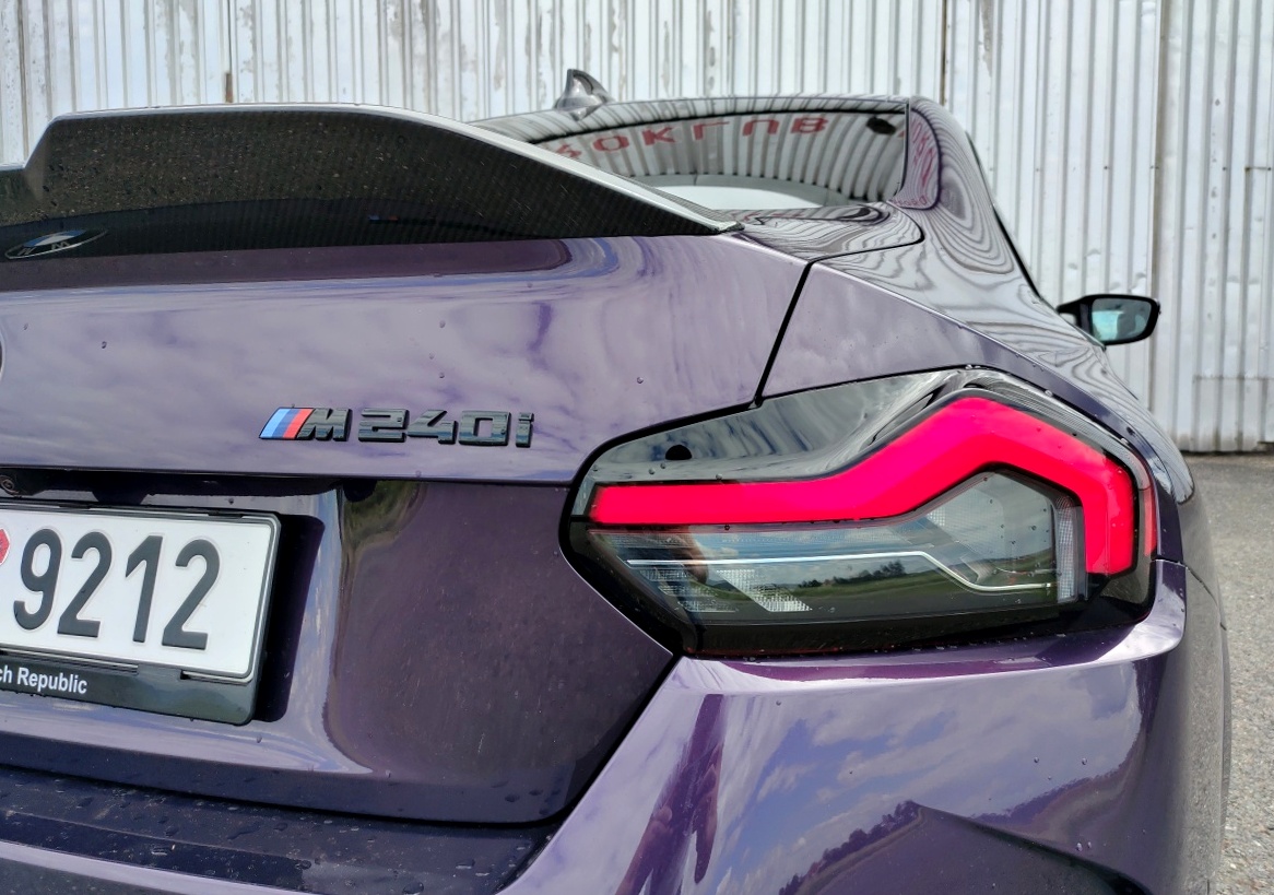 bmw-m240i-2022-20
