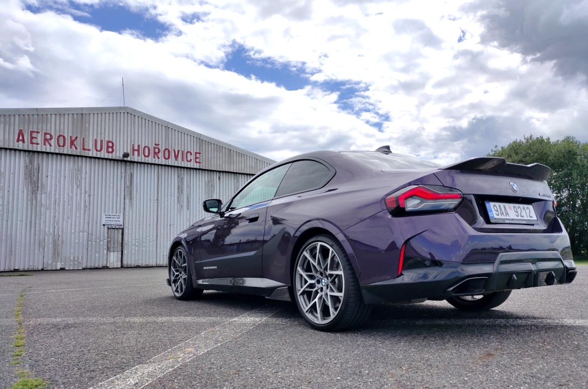 bmw-m240i-2022-24