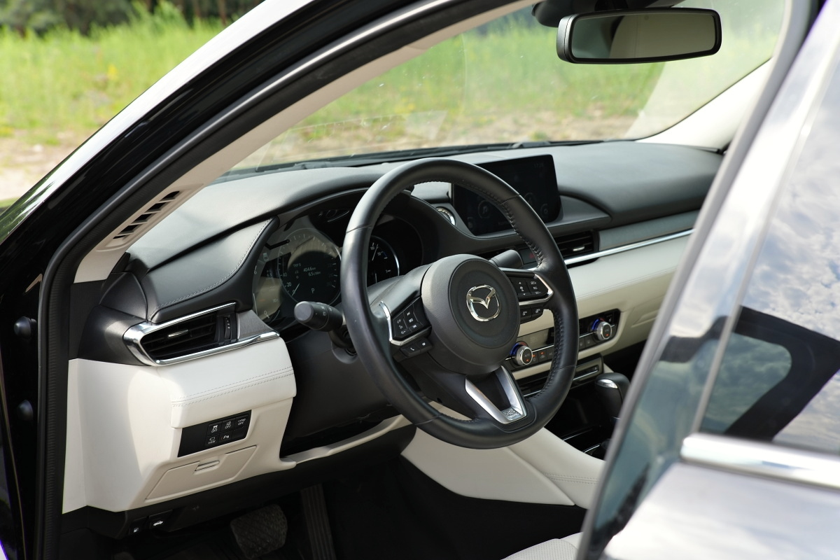 mazda-6-13