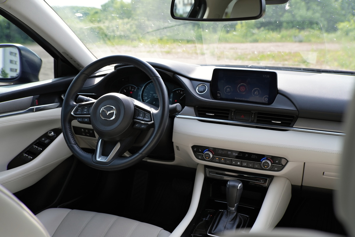 mazda-6-22