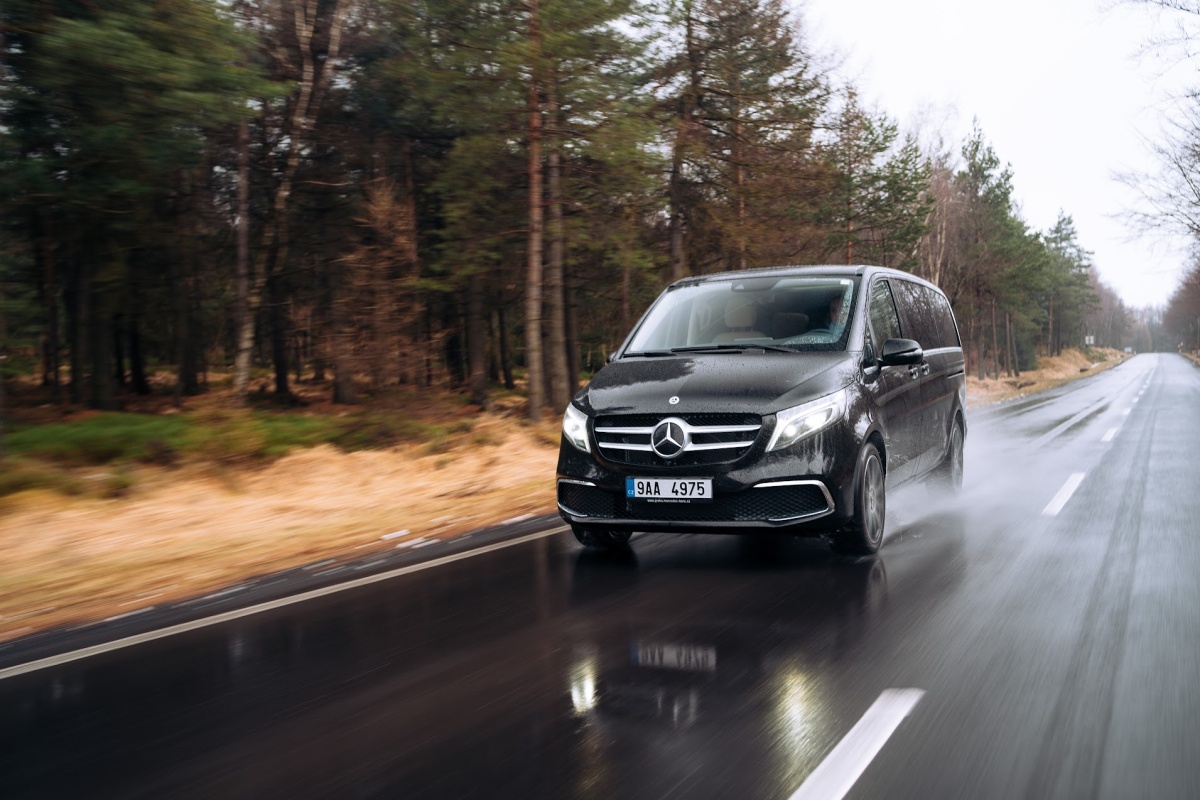mercedes-benz-v-300-d-awd-exclusive-14