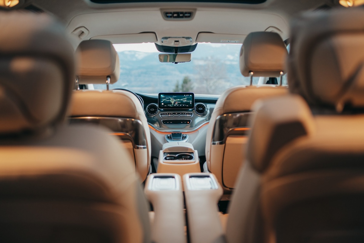 mercedes-benz-v-300-d-awd-exclusive-9