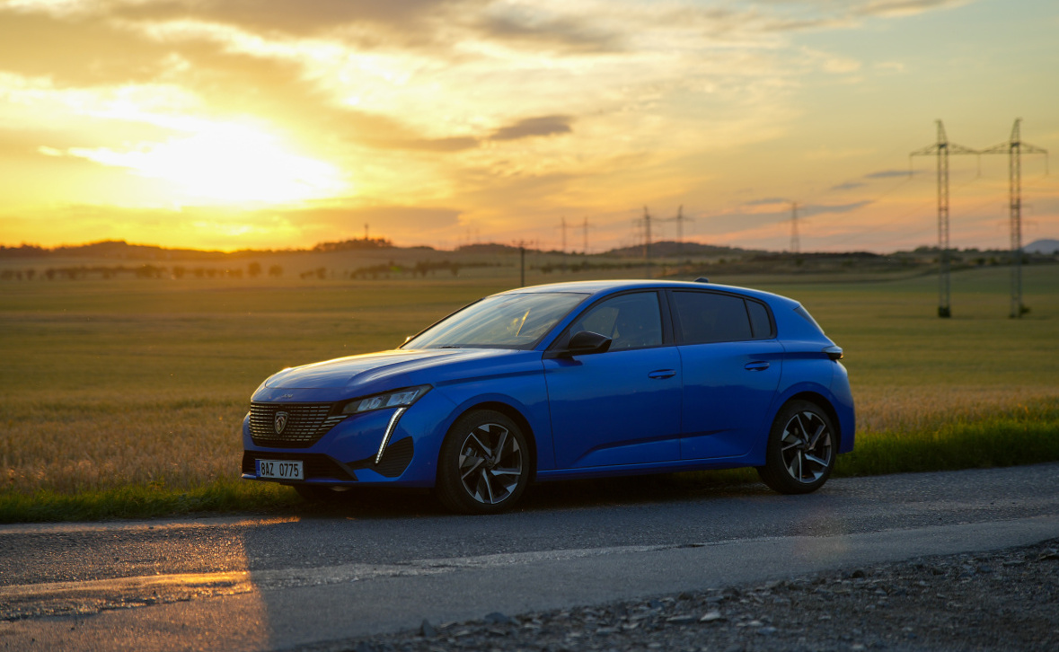 peugeot-308-2022-2