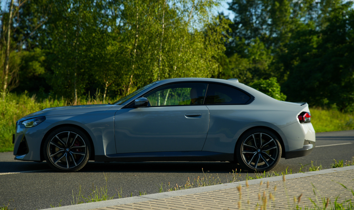 bmw-2-coupe-2022-10