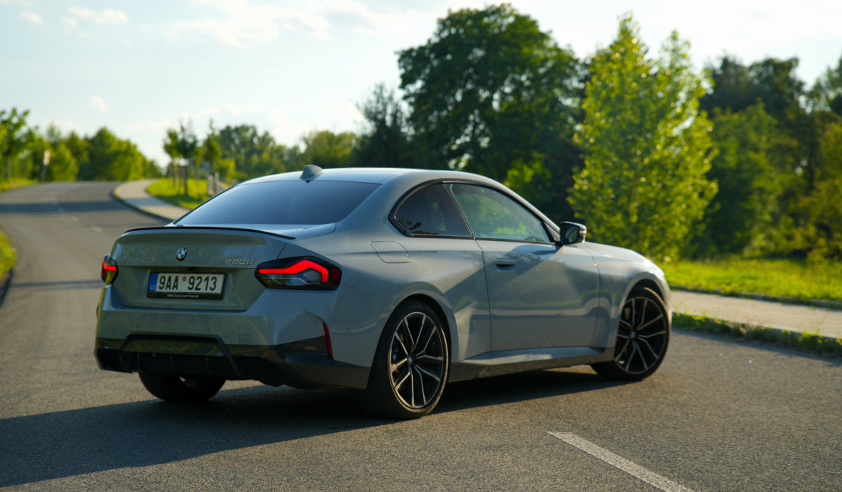 bmw-2-coupe-2022-11