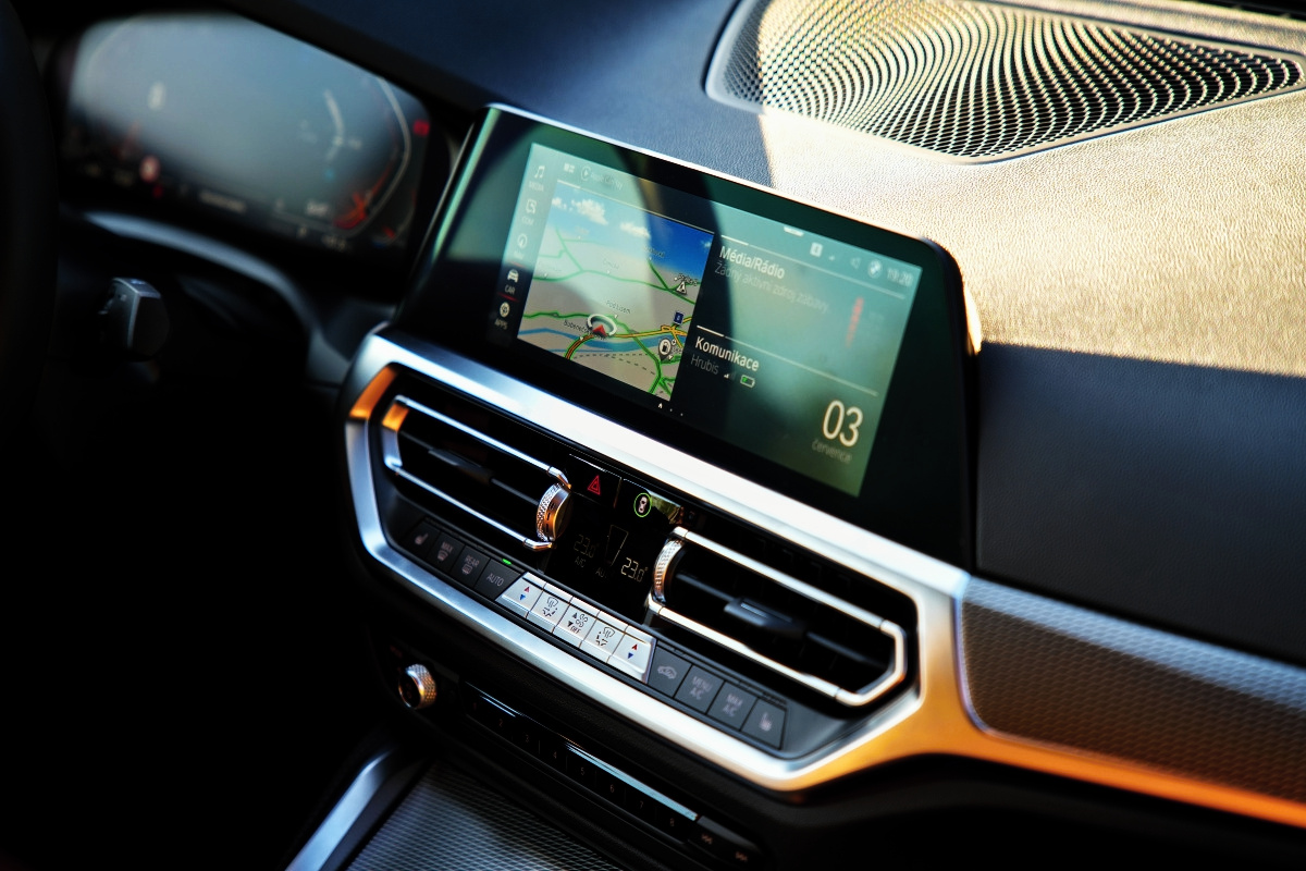 bmw-2-coupe-2022-19