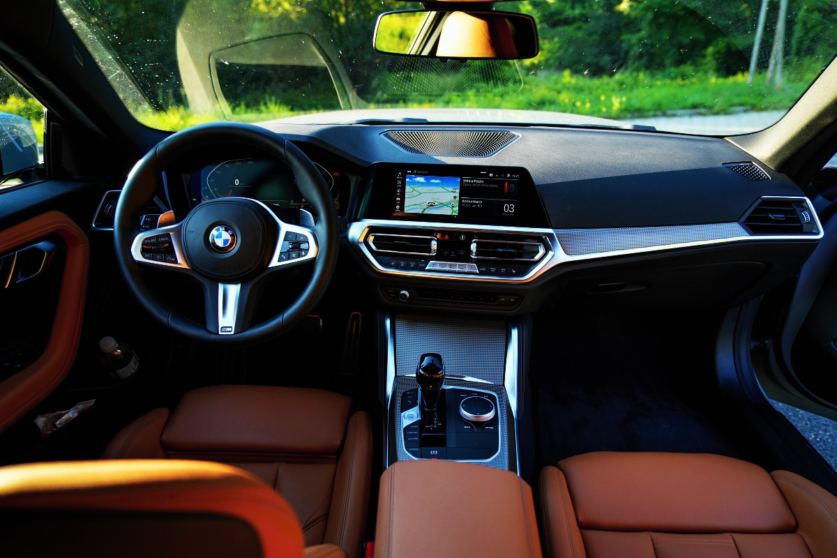 bmw-2-coupe-2022-22