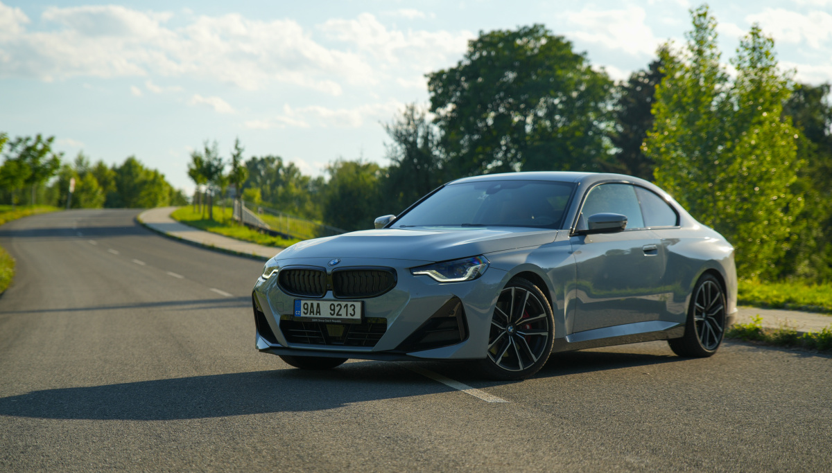 bmw-2-coupe-2022-4