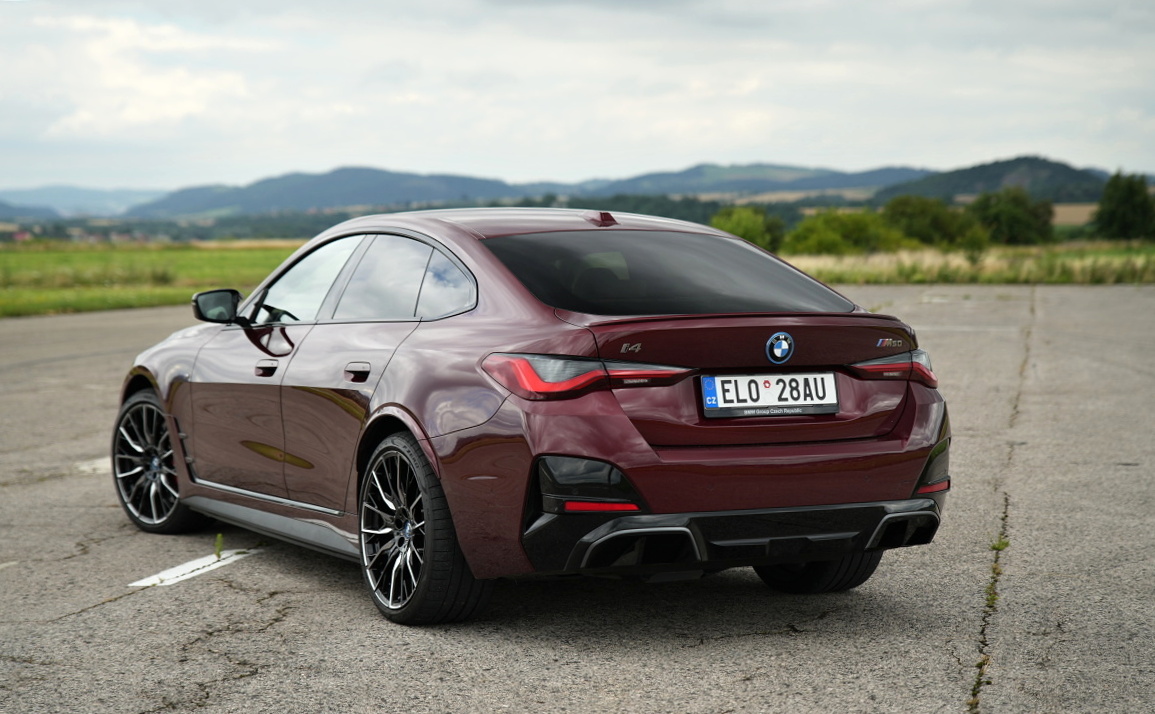 bmw-i4-m50-19