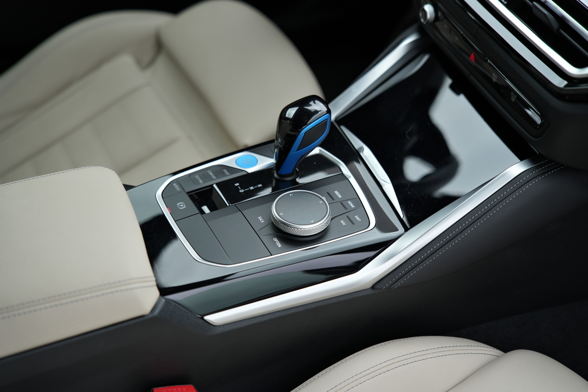 bmw-i4-m50-22