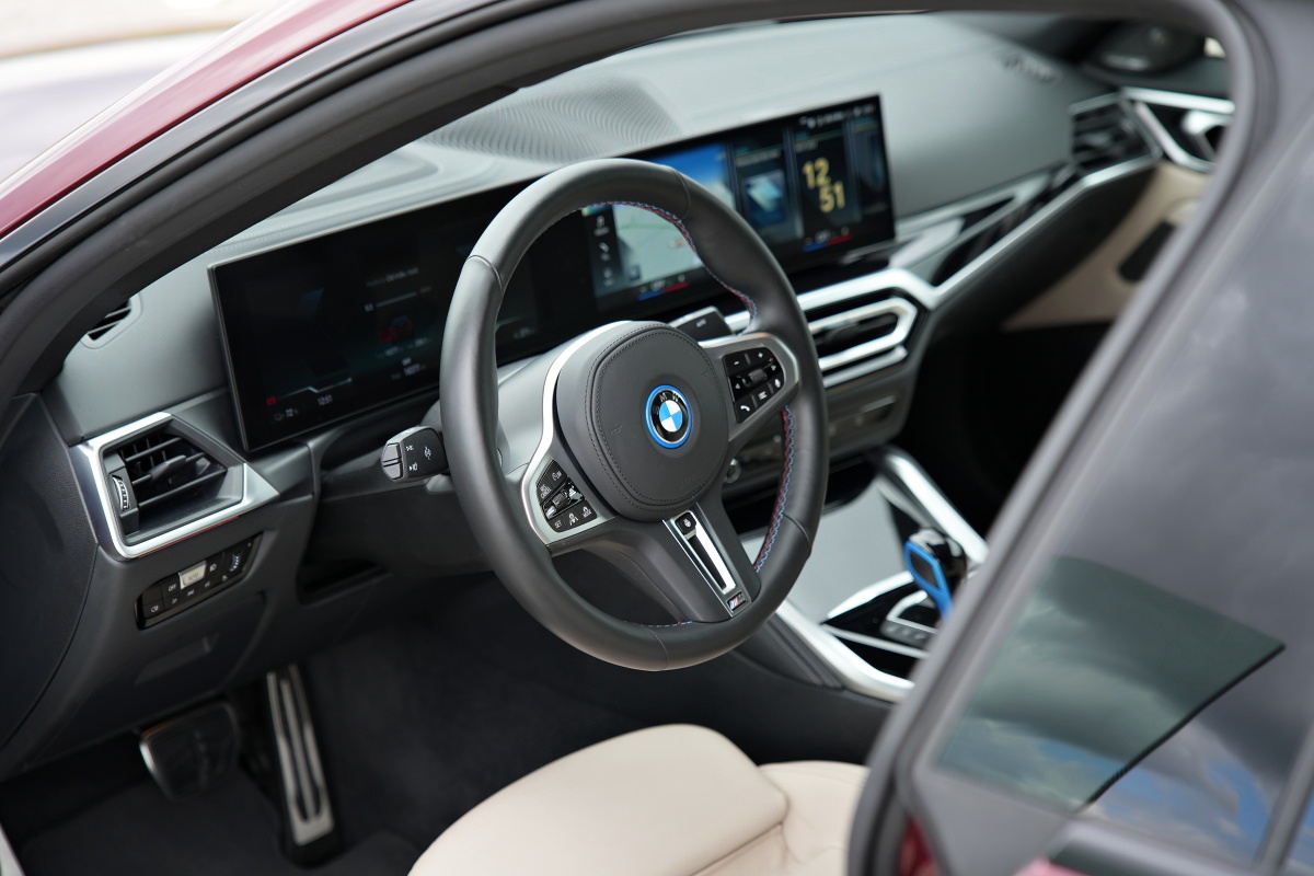 bmw-i4-m50-24