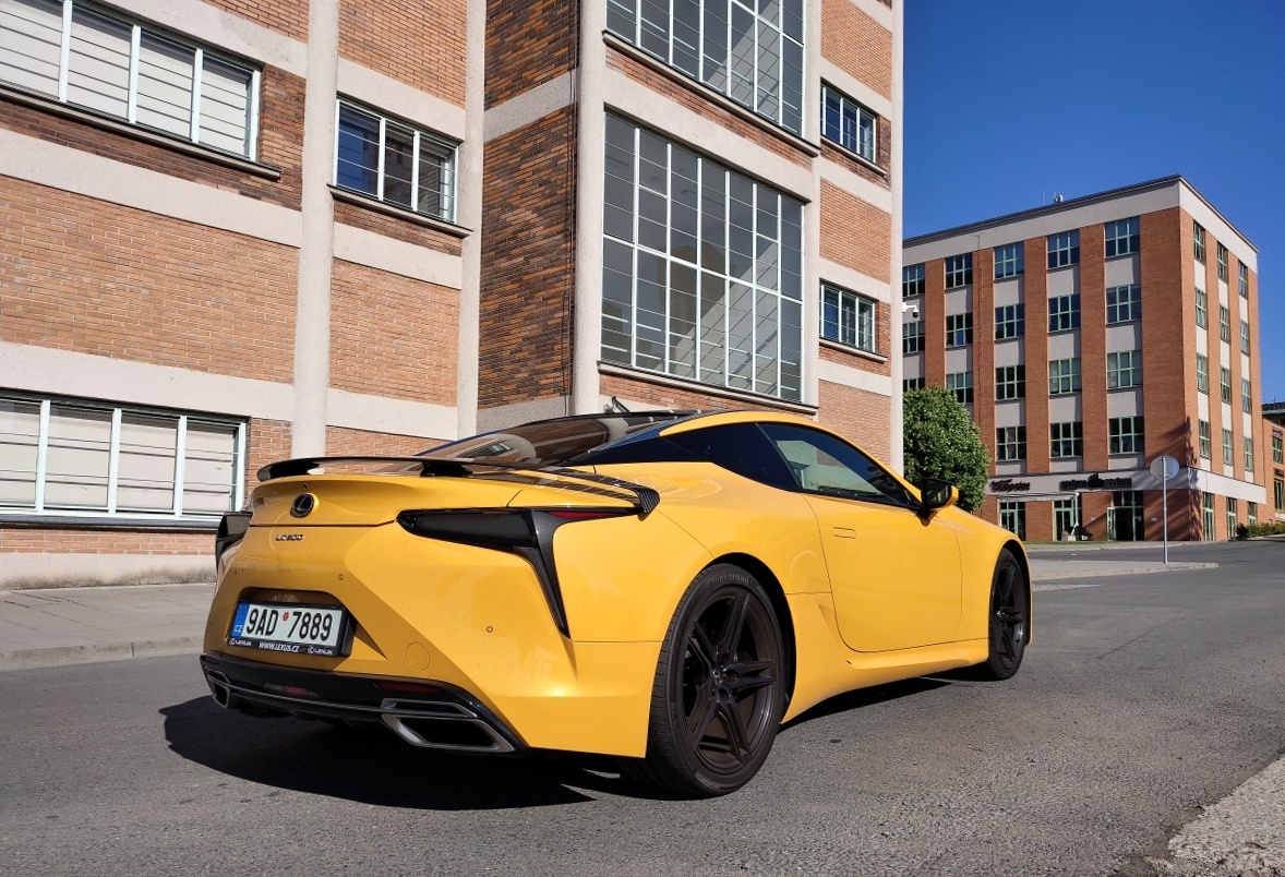 lexus-lc-500-bespoke-biuld-12