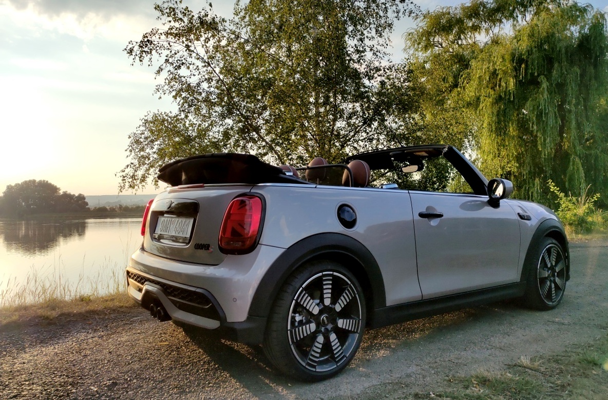 mini-cooper-cabrio-2022-37