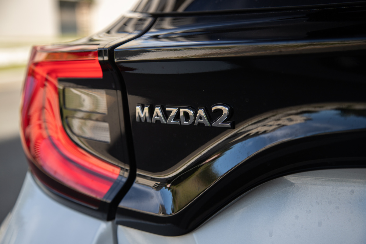 mazda-2-hybrid-2022-21