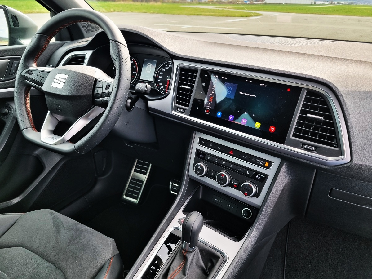 seat-ateca-2022-20