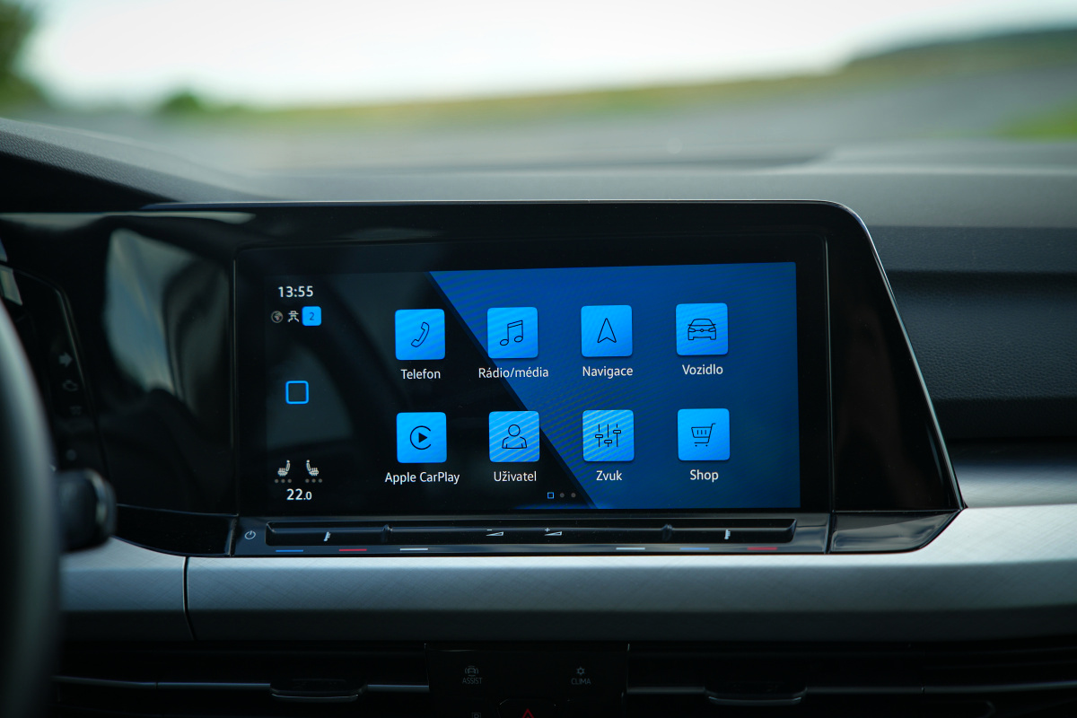 volkswagen-golf-8-13