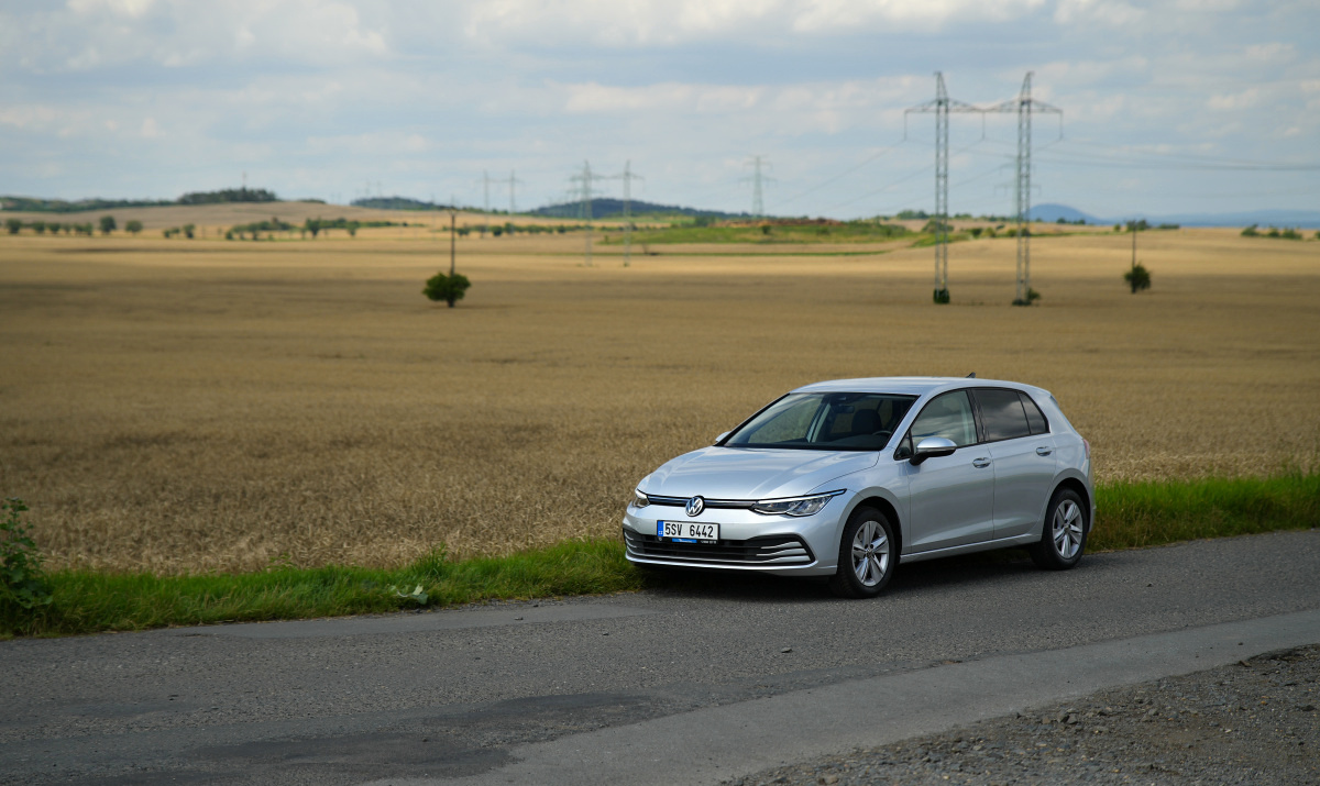 volkswagen-golf-8-2