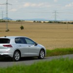 volkswagen-golf-8-6