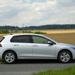 volkswagen-golf-8-9