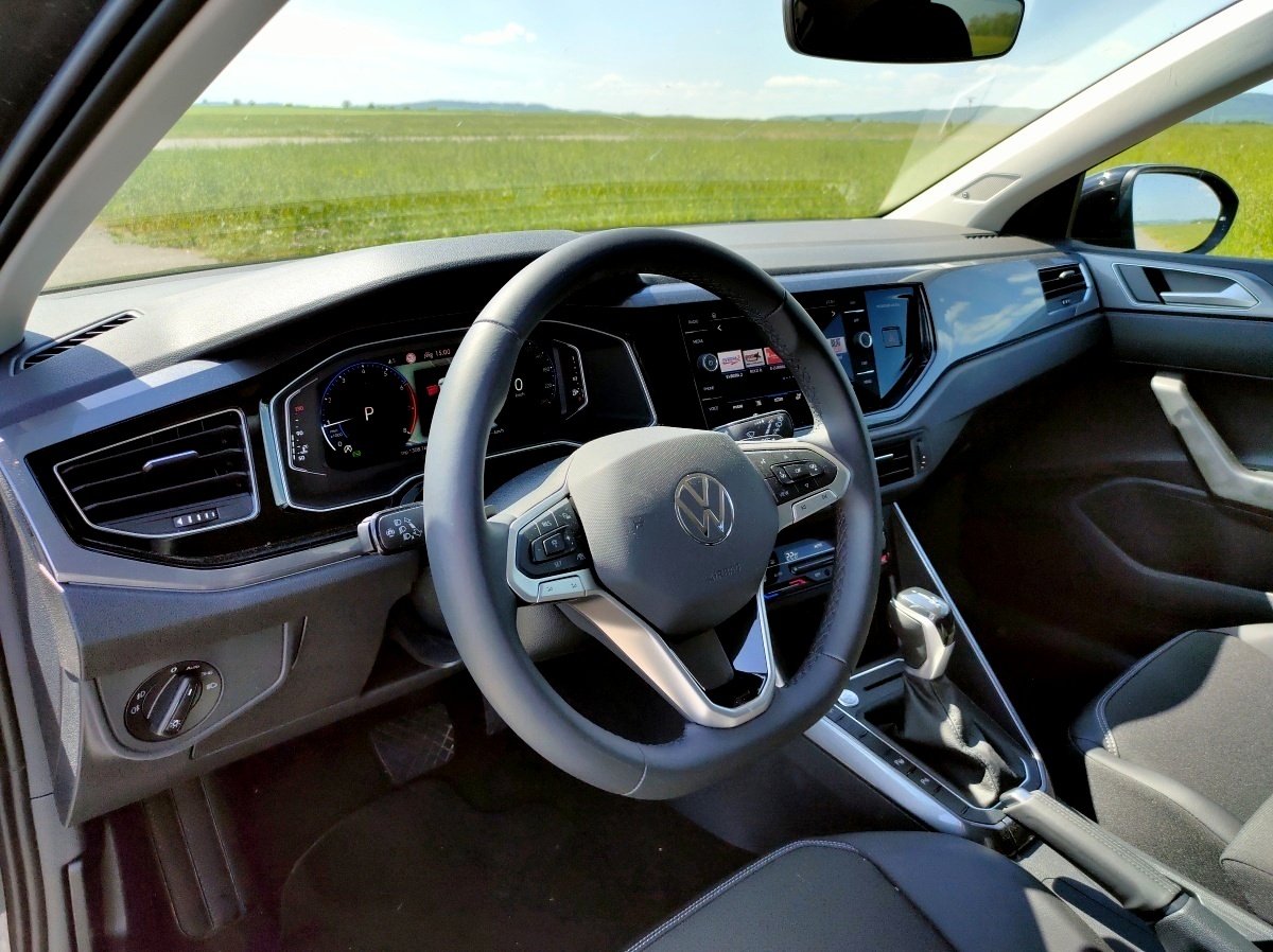 volkswagen-taigo-2022-23