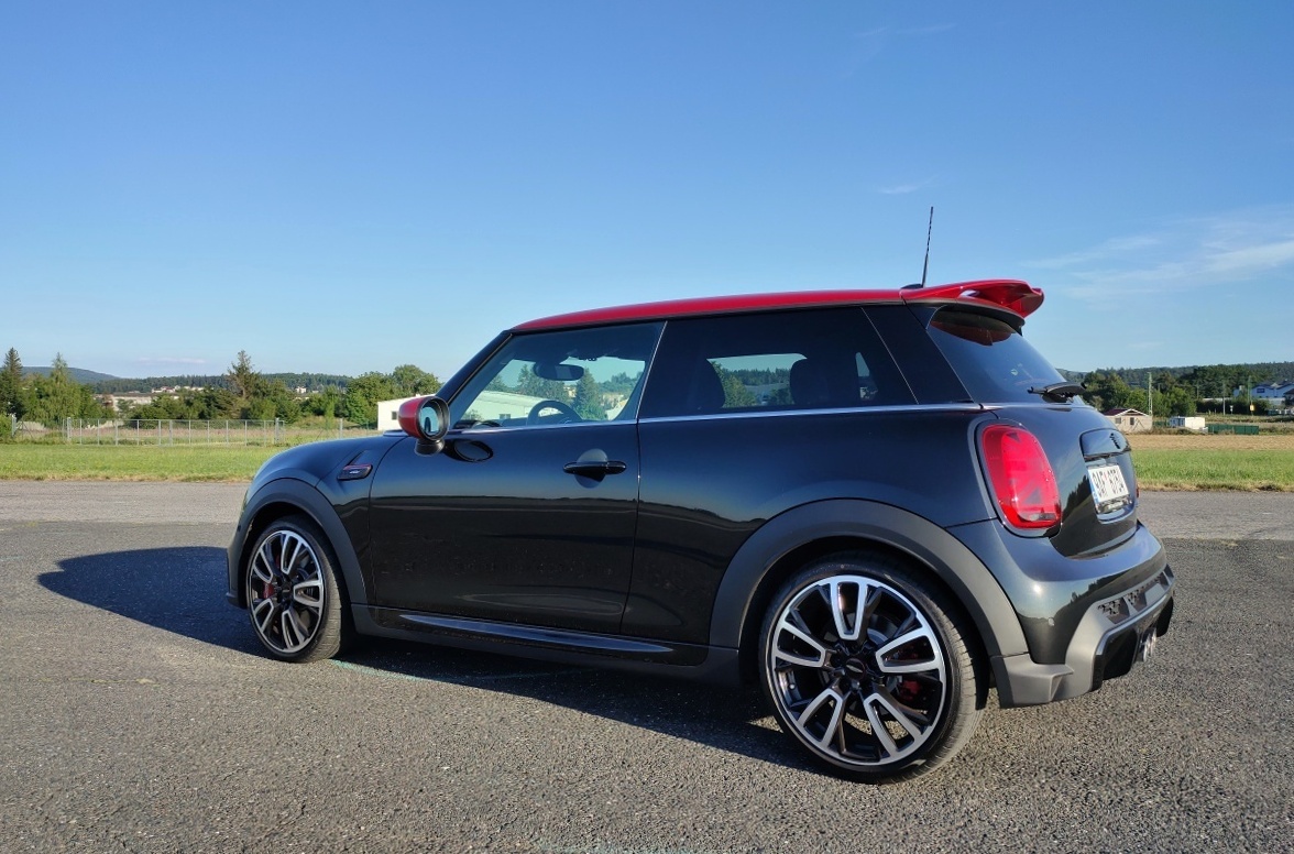 mini-jcw-2022-20