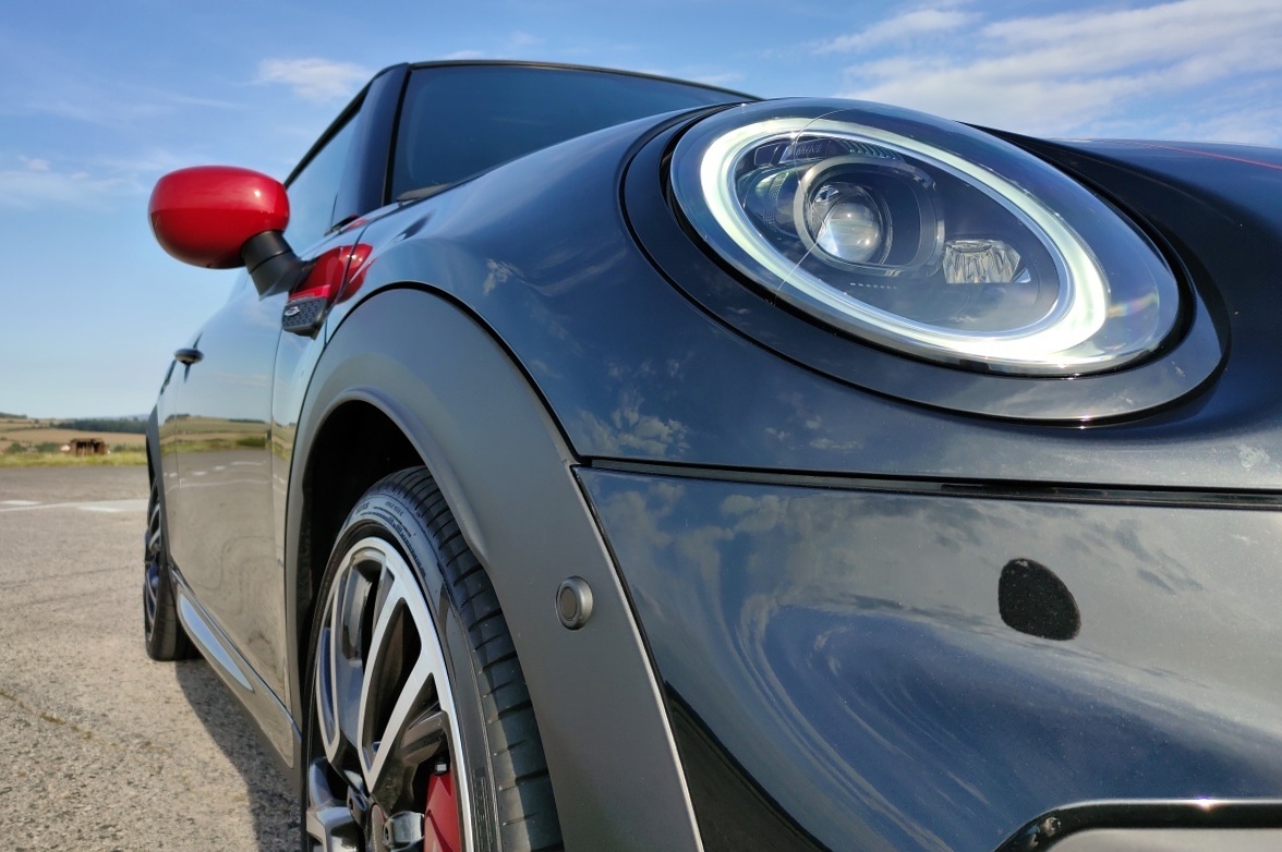 mini-jcw-2022-8