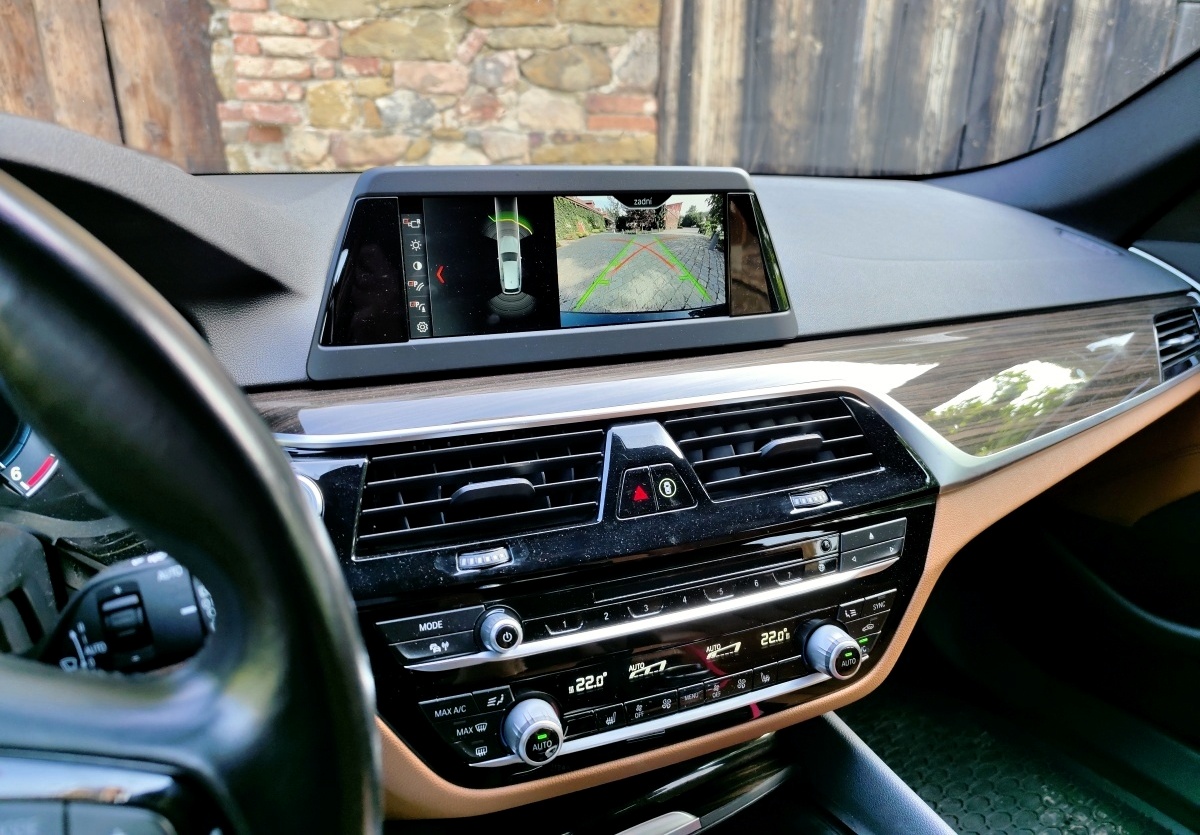 bmw-5-touring-g-24