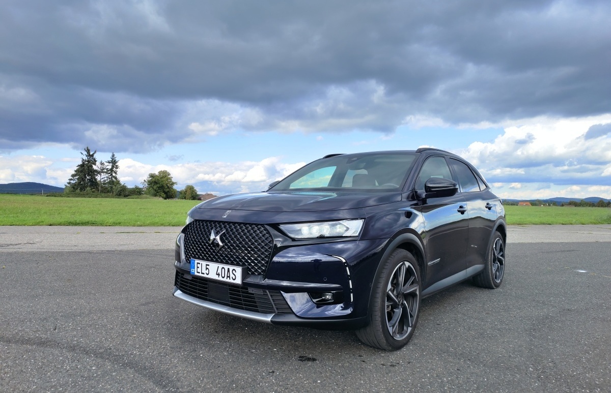 ds-7-crossback-1