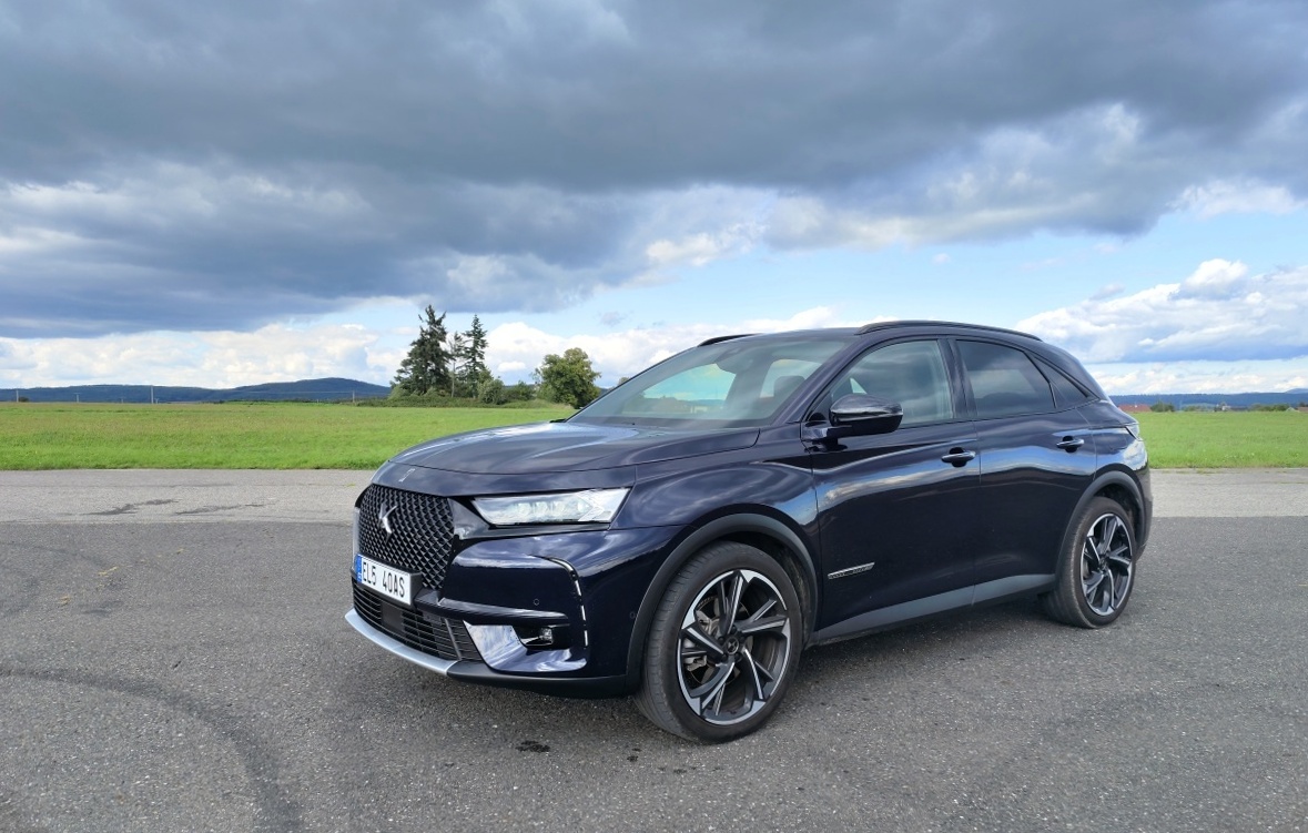ds-7-crossback-5