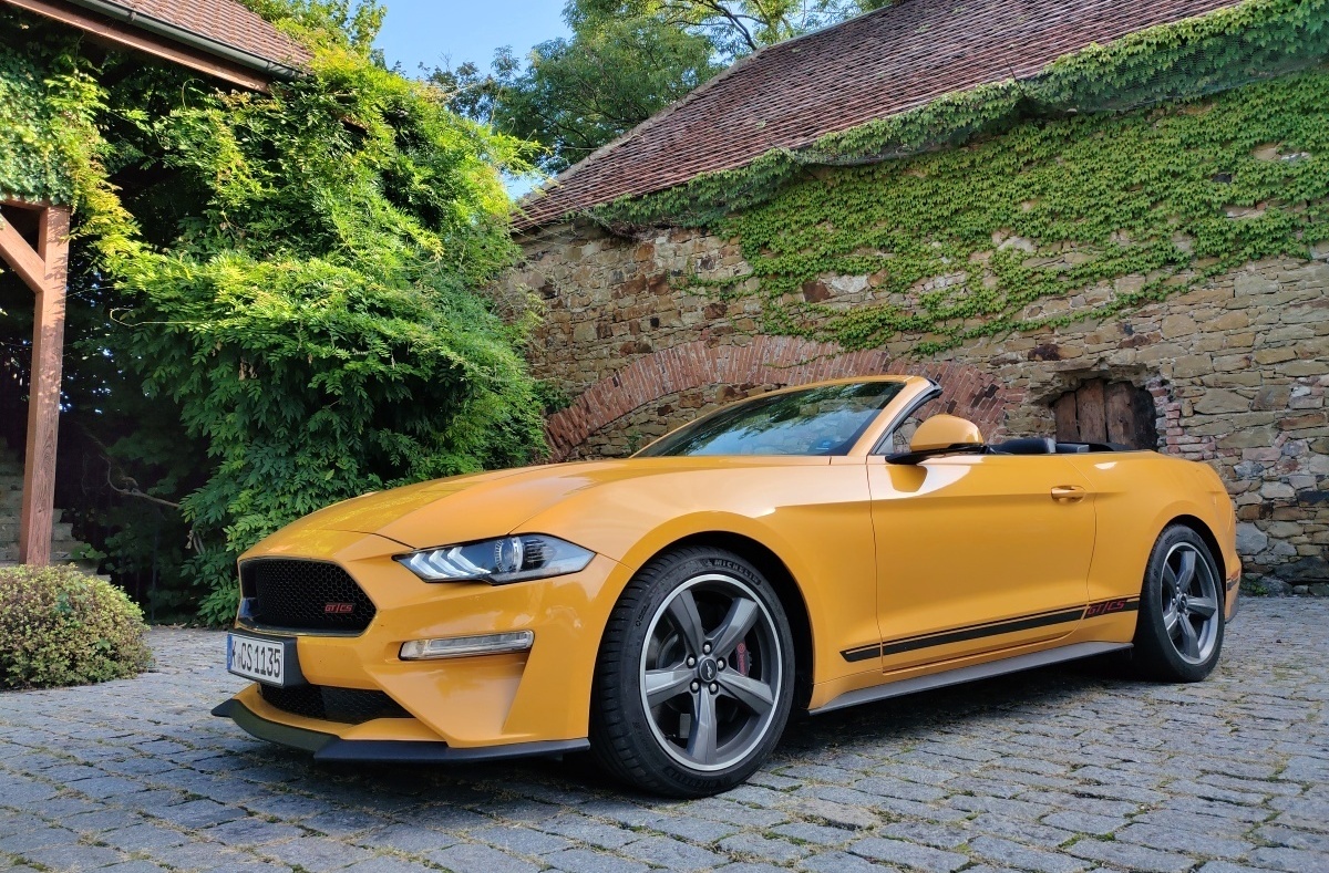 ford-mustang-california-special-2022-30