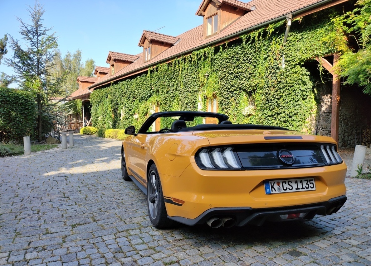 ford-mustang-california-special-2022-33