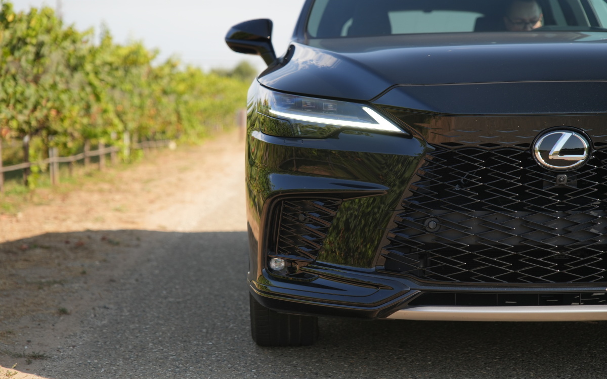 lexus-rx-2022-12