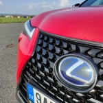 lexus-ux-f-sport-design-2023-12