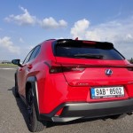 lexus-ux-f-sport-design-2023-23