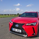 lexus-ux-f-sport-design-2023-8