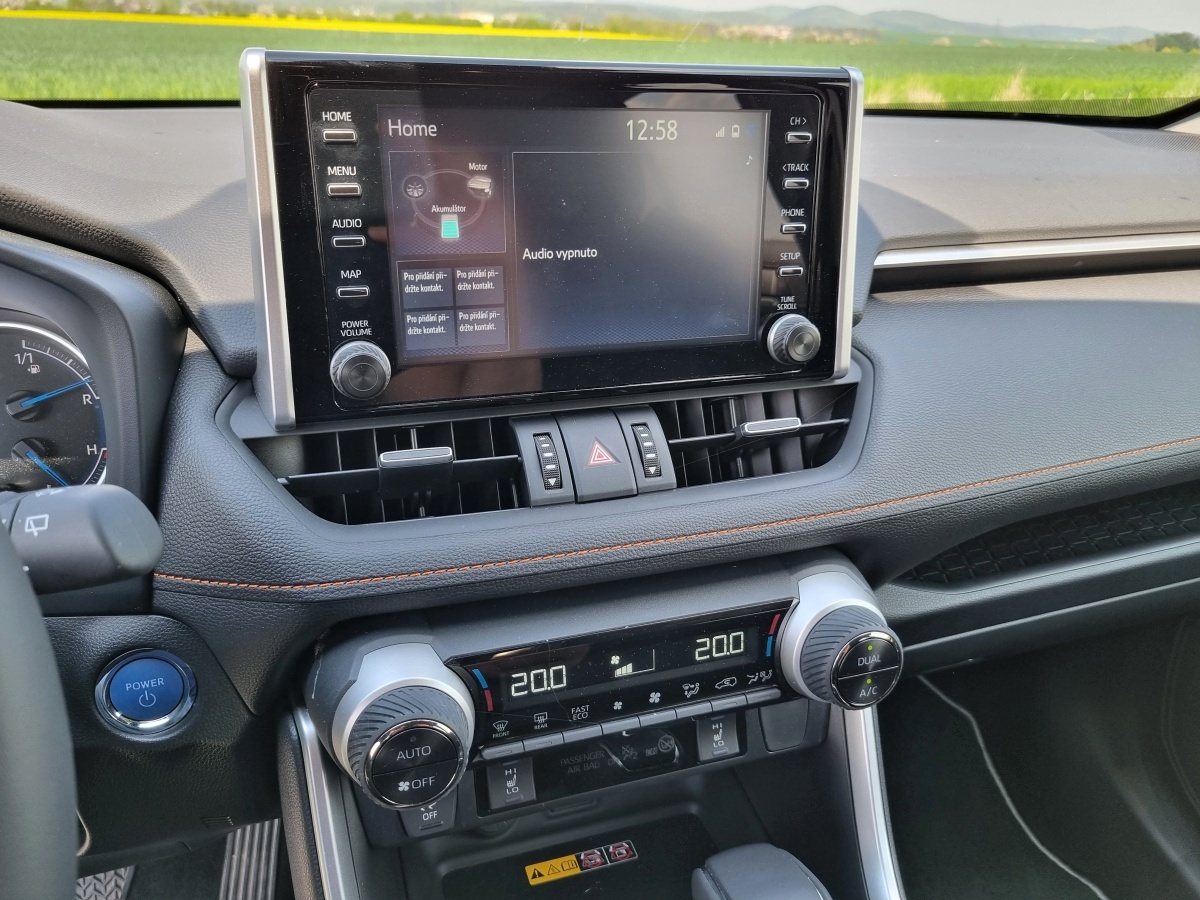 toyota-rav4-2022-15