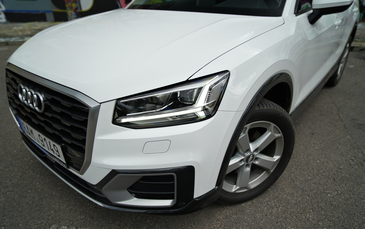 audi-q2-4