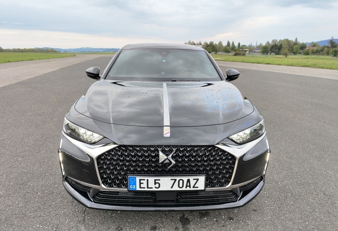 ds-9-e-tense-360-5