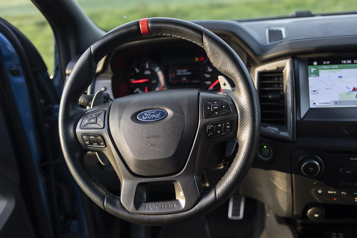 ford-ranger-raptor-24