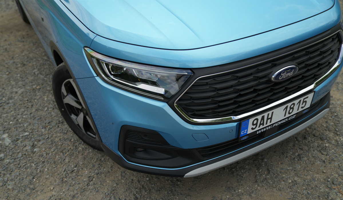 ford-tourneo-connect-2022-4