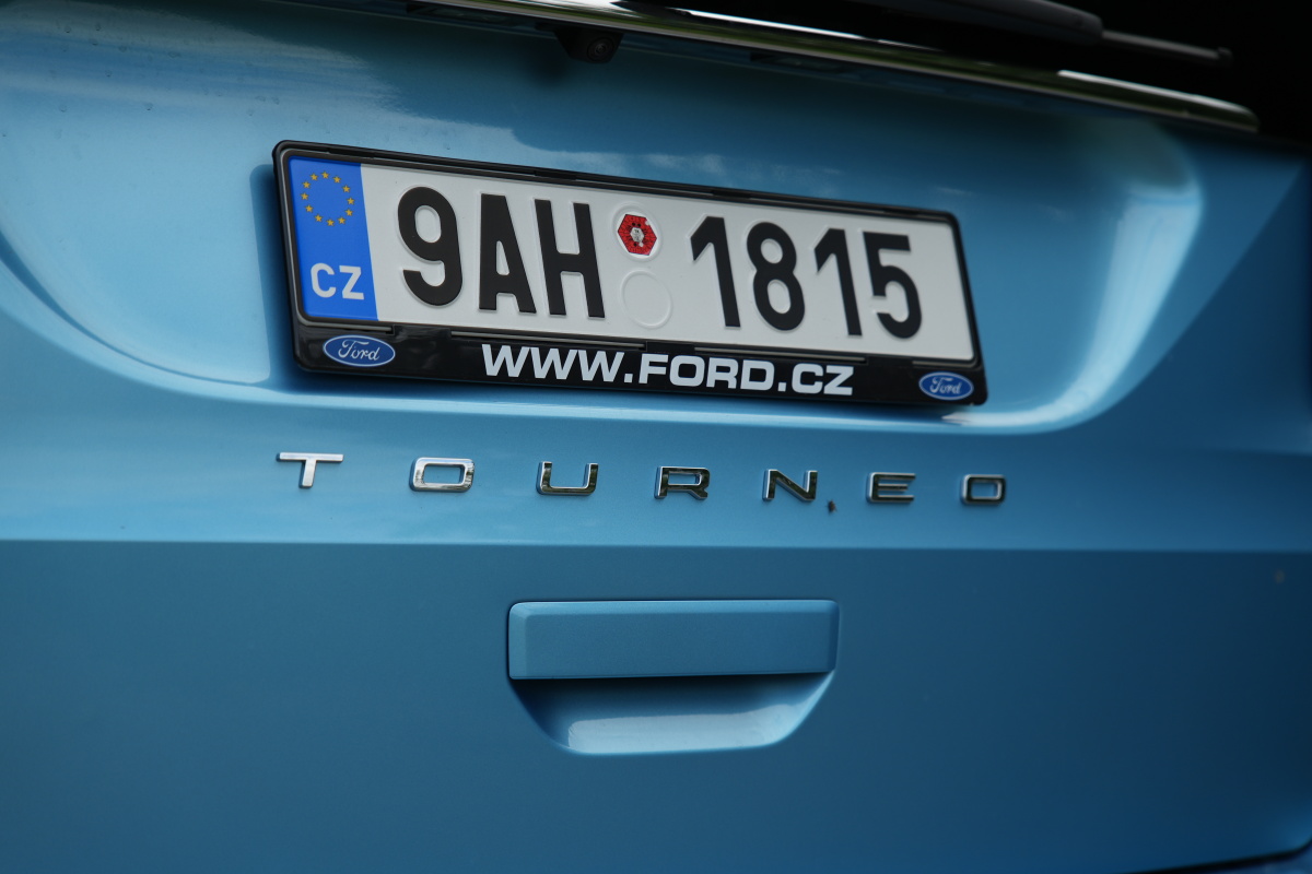 ford-tourneo-connect-2022-9