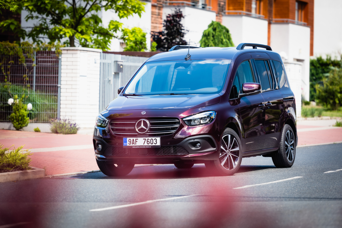 mercedes-benz-t-180d_12